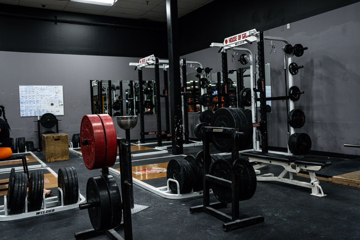 Powerlifting squat racks and deadlift platforms at House of Gainz